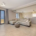 Lamar S Privatnim Bazenom I Pogledom Na Apartment *